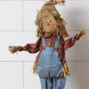 Standing Scarecrow
